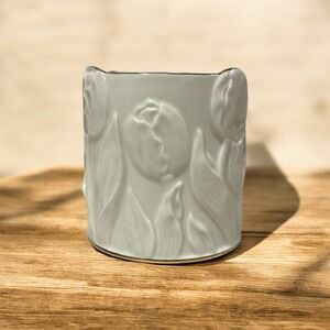 LENOX  Porcelain TULIP VOTIVE HOLDER Embossed Tulips & Golden Rim (E2)